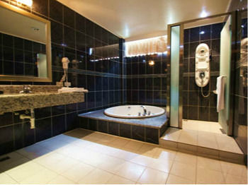 Beverly Garden Motel Chiayi Extérieur photo